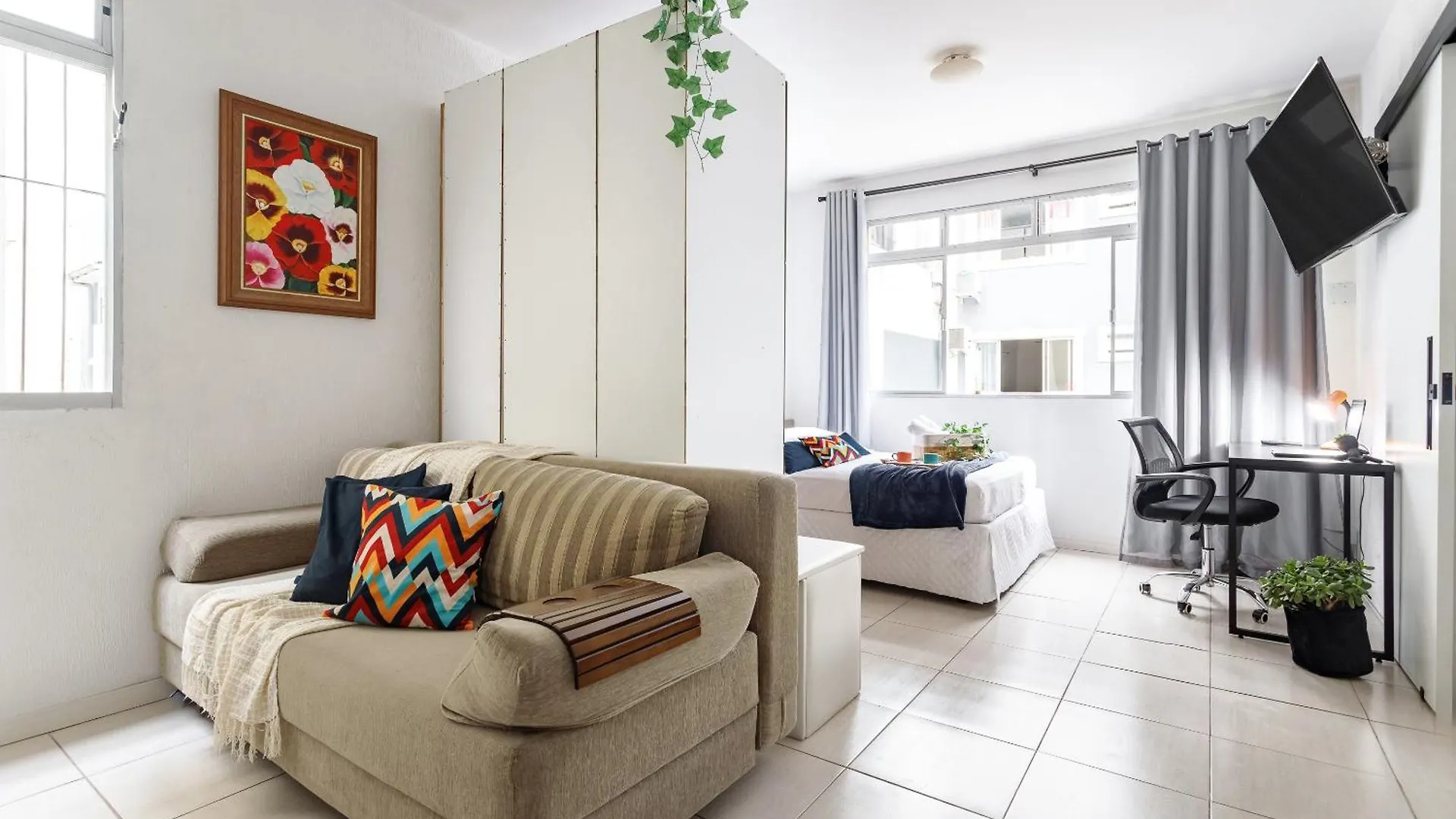 Loft Kobrasol Com Garagem E Ar Condicionado Apartment Sao Jose  Brazil